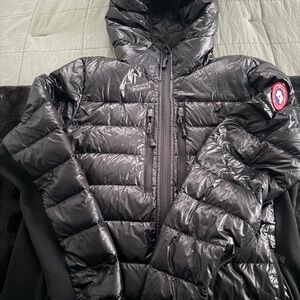 Canada Goose Hybridge Hooded Jacket